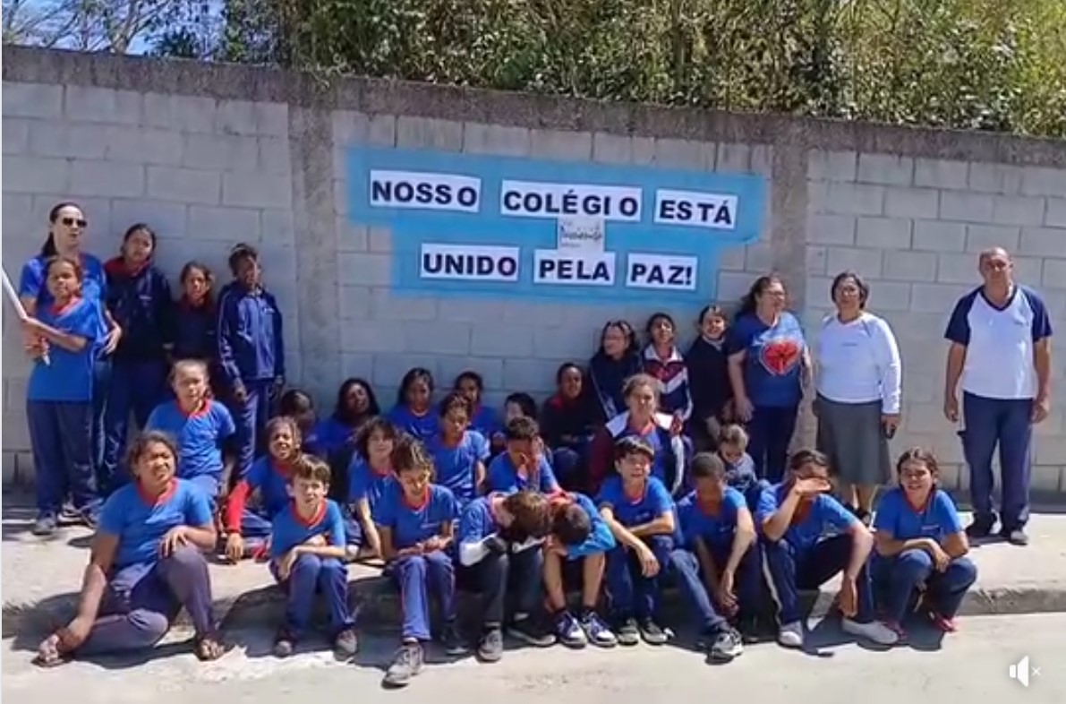 Onde h� ora��o, h� paz - Santa Luzia Rede Passionista de Educa��o