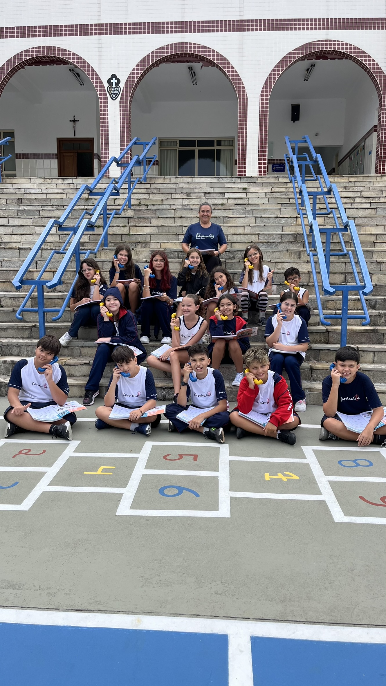 6� a�o - Aula de Espanhol - Santa Gema Rede Passionista de Educa��o