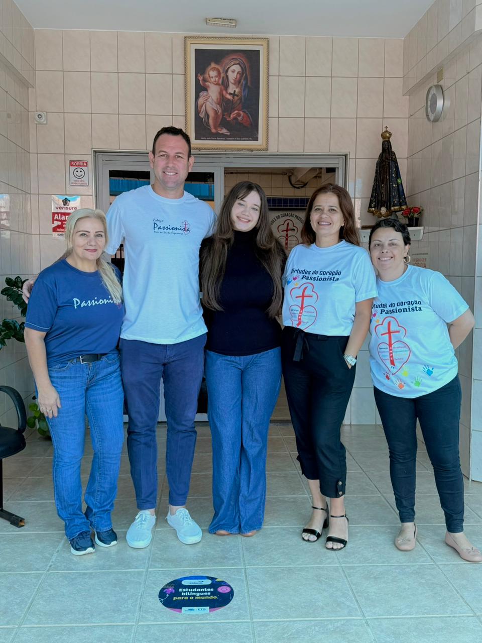 APROVADA NA UNB! -  M�e da Santa Esperan�a Rede Passionista de Educa��o