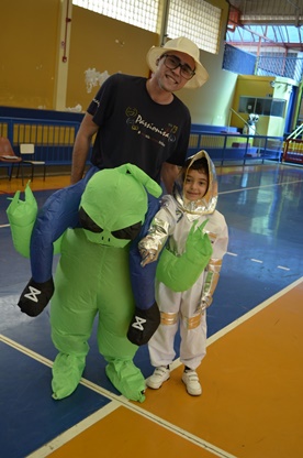 SEMANA DA CRIANA - DIA DA FANTASIA OU ROUPA DE PASSEIO (manh) - So Jos Rede Passionista de Educao