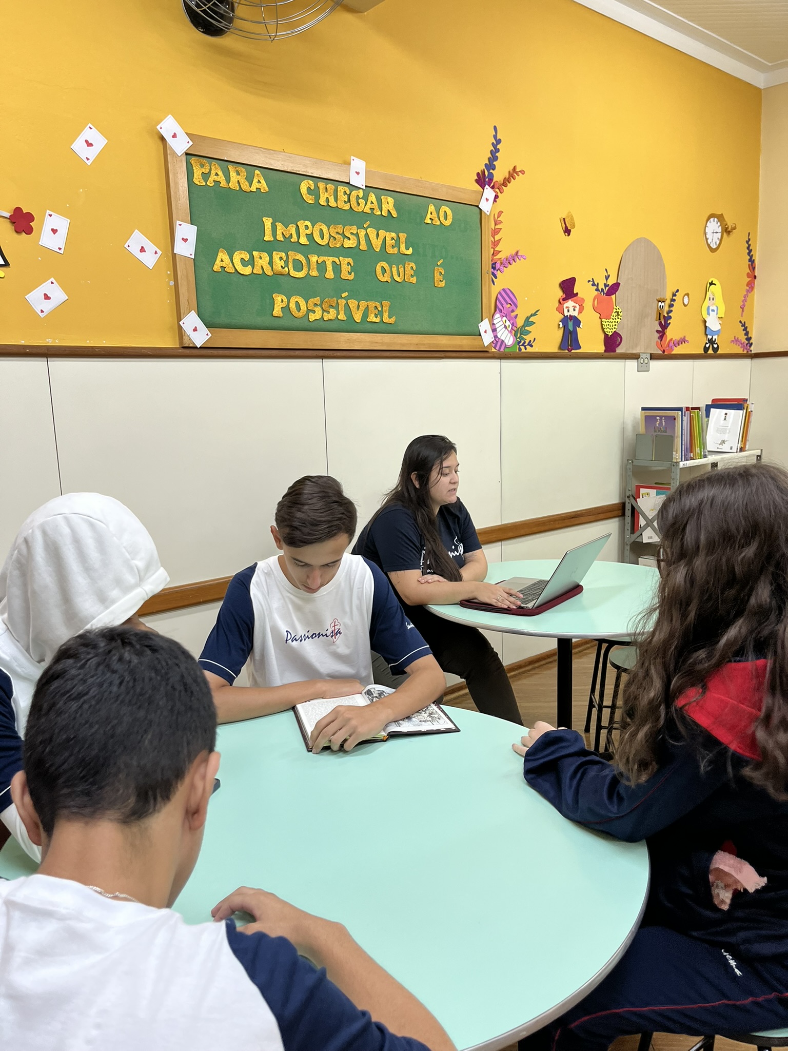 Clube do Livro - Santa Gema Rede Passionista de Educa��o