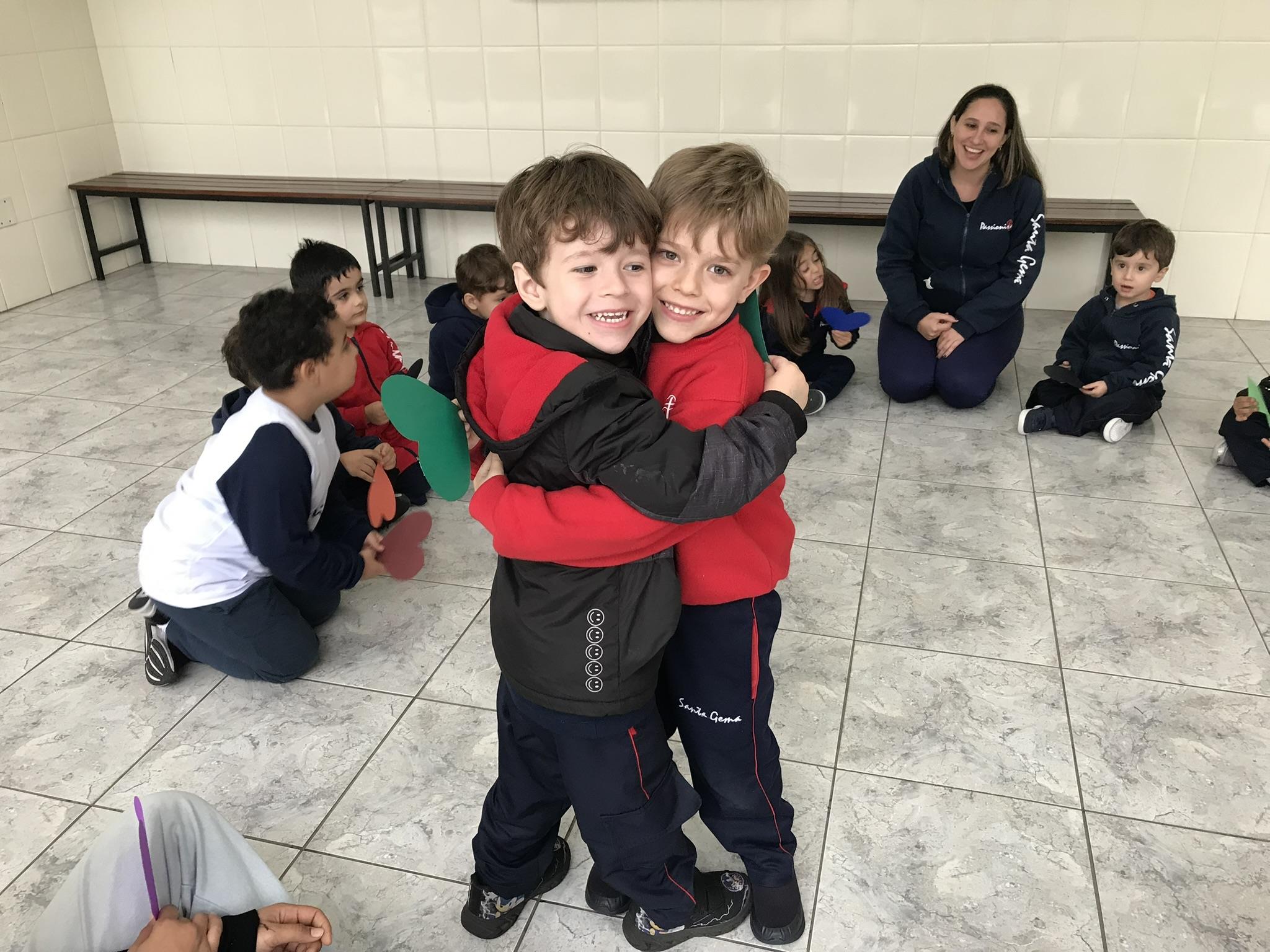 Dia do Abra�o - Santa Gema Rede Passionista de Educa��o