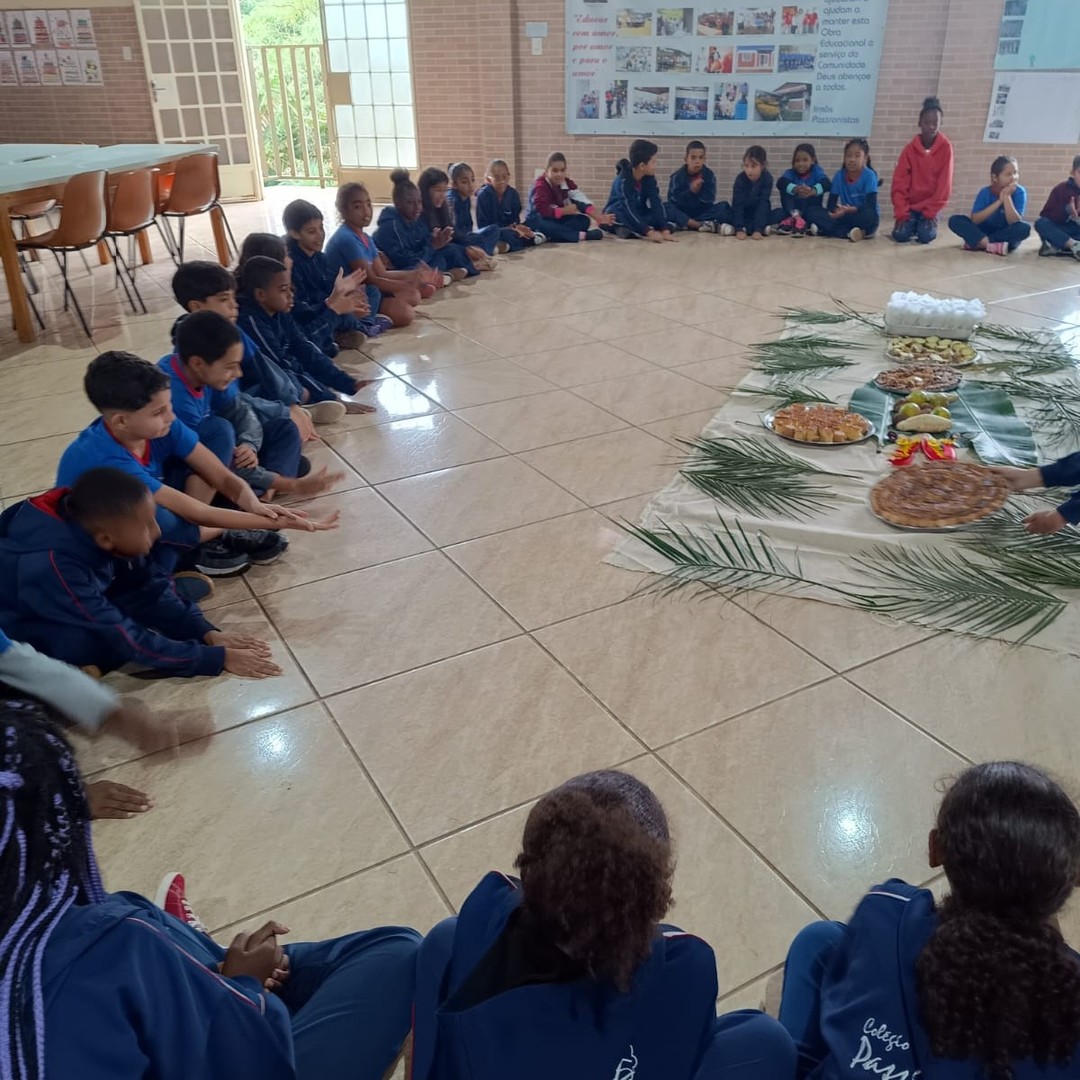 Homenagem aos povos indgenas - Santa Luzia Rede Passionista de Educao