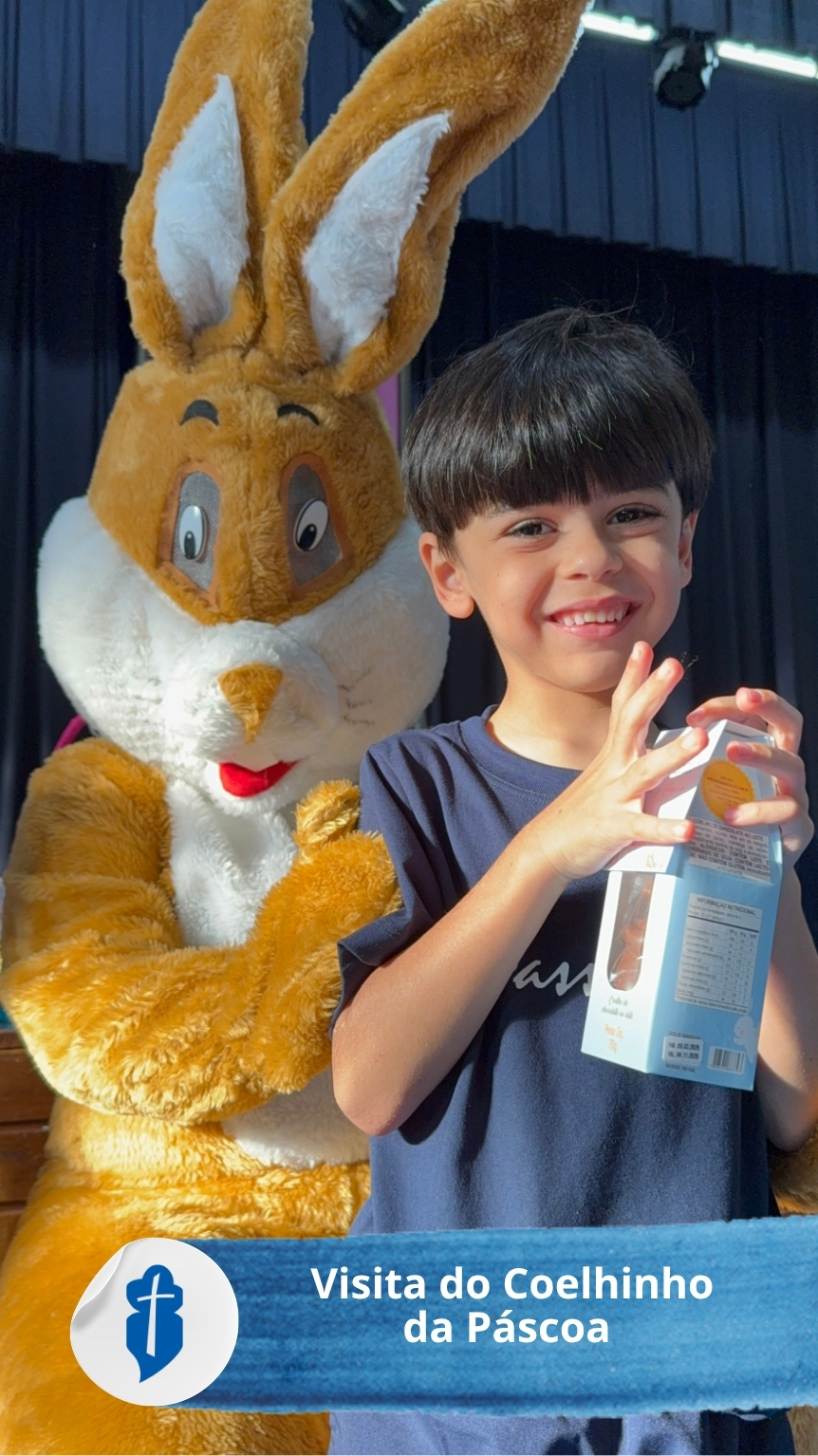 Visita do Coelhinho da P�scoa - S�o Paulo da Cruz Rede Passionista de Educa��o