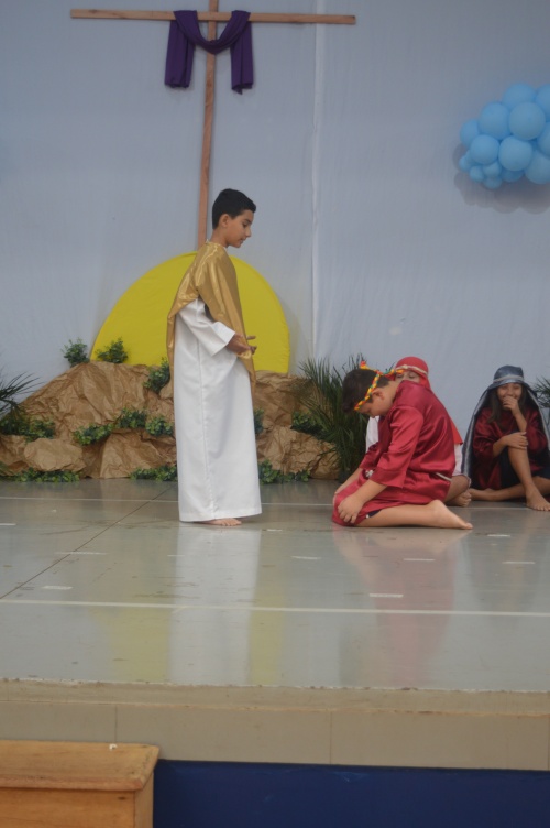 3� Dia de apresenta��es Semana da Paix�o - S�o Jos� Rede Passionista de Educa��o