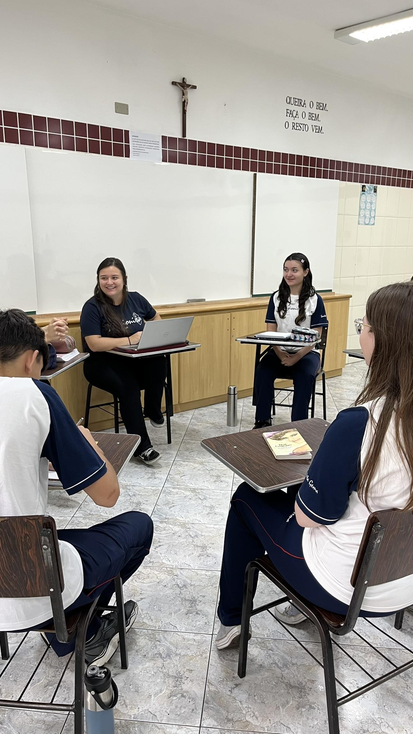 3� S�rie do EM - Clube do Livro - Santa Gema Rede Passionista de Educa��o