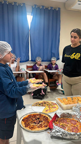 4 Ano - Explorando a Diviso - A partir da leitura da histria Menino Marrom - Joo XXIII Rede Passionista de Educao