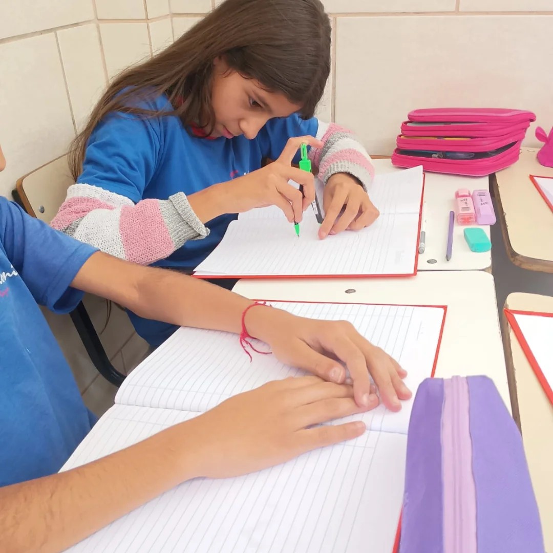 C�rculo e Circunfer�ncia - Santa Luzia Rede Passionista de Educa��o