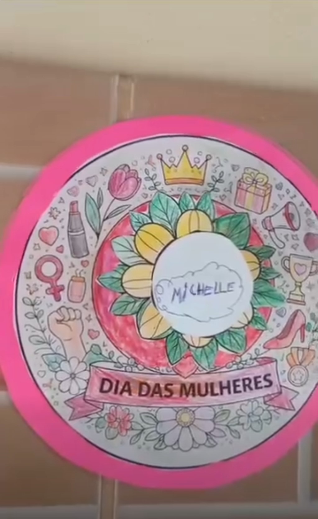 TBT dia das Mulheres - Santa Luzia Rede Passionista de Educa��o