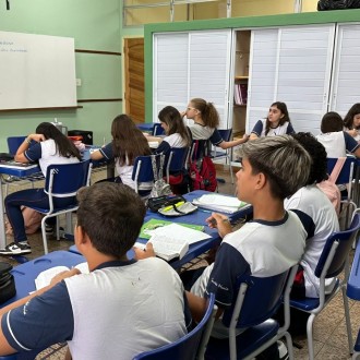 Aula de Inglês Copie e Traduza - Santa Maria - Rede Passionista de Educação Aula de Inglês Copie e Traduza - Santa Maria - Rede Passionista de Educação