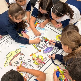 Arte, Cor e Tradição! - João XXIII - Rede Passionista de Educação Arte, Cor e Tradição! - João XXIII - Rede Passionista de Educação