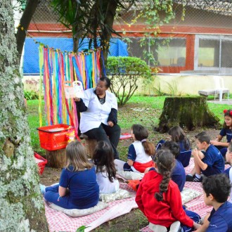 Piquenique Literário! - Nossa Senhora Menina - Rede Passionista de Educação Piquenique Literário! - Nossa Senhora Menina - Rede Passionista de Educação